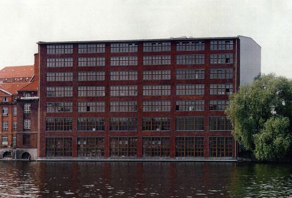 schlesische-str-27.jpg schlesische-str-27.jpg